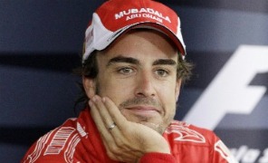 alonso_sorride_296