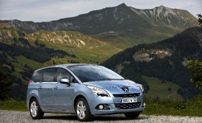 peugeot_5008_296