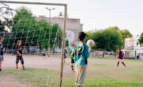 bambini_giocano_296