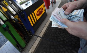soldi_benzina_296
