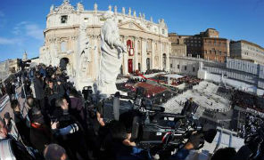 operatori_tv_papa_296